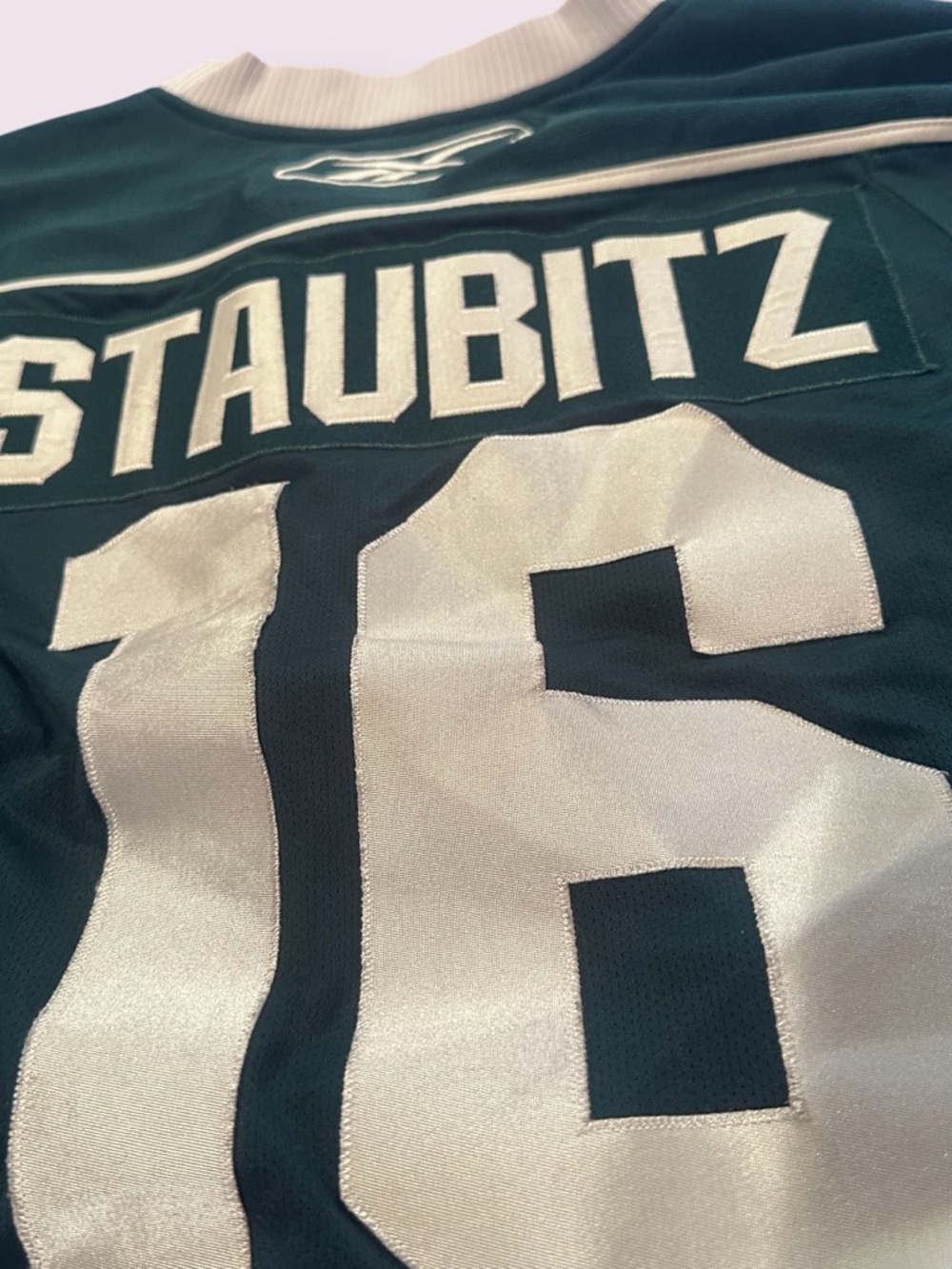 Men's Reebok Minnesota Wild Hockey Jersey 10th Anniversary Staubitz #16 Sz Med - Picture 11 of 11
